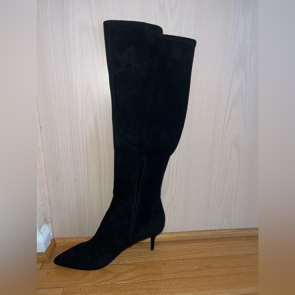 ATYPICAL boots